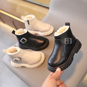 Nova Moda Sapatos Infantis Botas De Inverno Para Meninas Quentes De Pelúcia Tornozelo Confortáveis De Couro Casuais Crianças