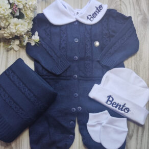 Kit 3 peças Body + touca Personalizada e 1 par de luvas bebê kit para compor saída maternidade menino menina