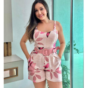 Macaquinho Feminino Curto Estampado com Bolso acompanha Cinto Bojo Tecido Suplex digital bem verão